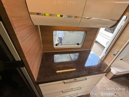NOUVEAU BELLINI 590 / 2026 PORTE ARRIERE