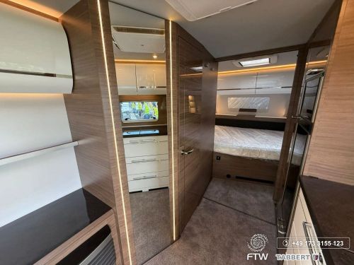 NOUVEAU BELLINI 590 / 2026 PORTE ARRIERE